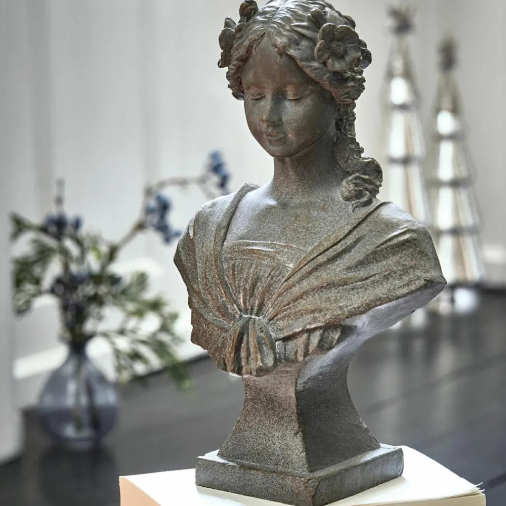 LOBERON Personnages|Décoration*Buste Alexandra