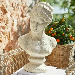 LOBERON Personnages|Décoration*Buste Yverine