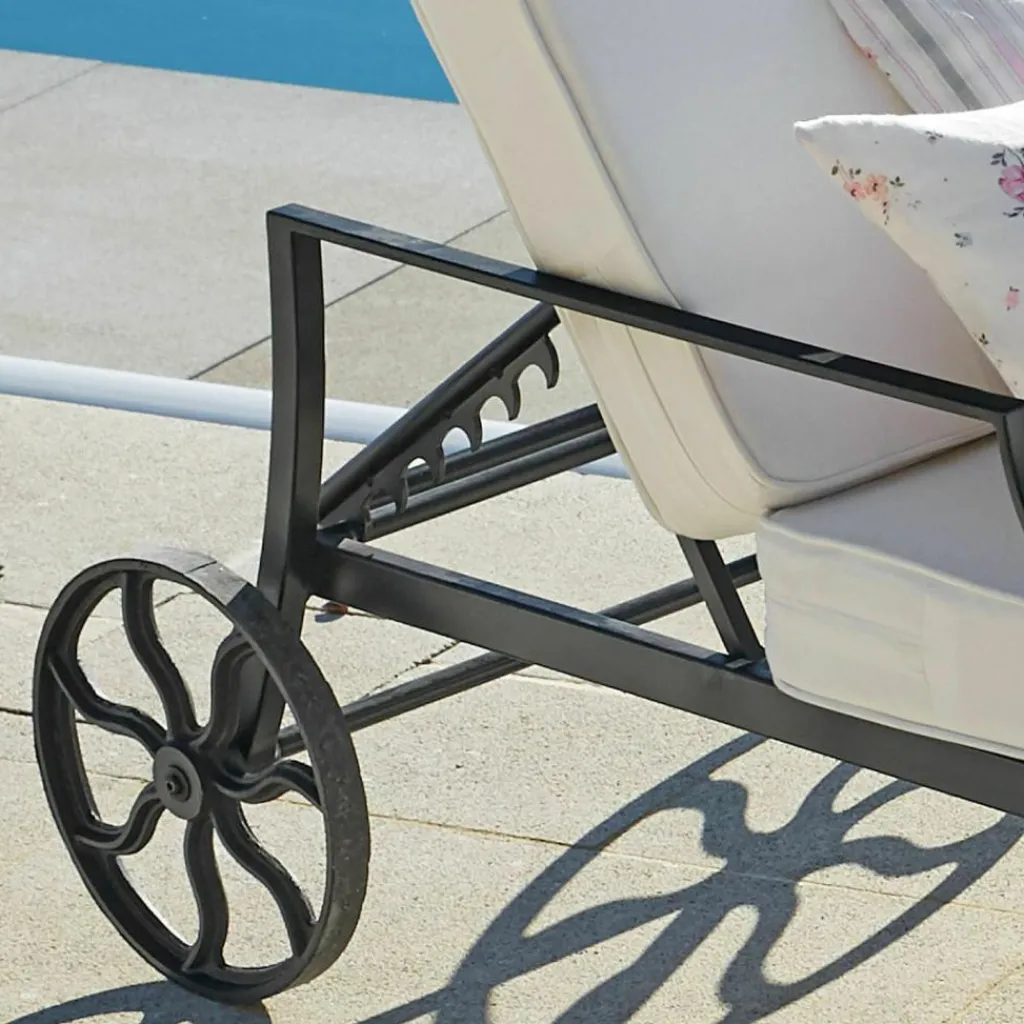 LOBERON Canapés, Chaises Et Fauteuils*Chaise longue Vienne